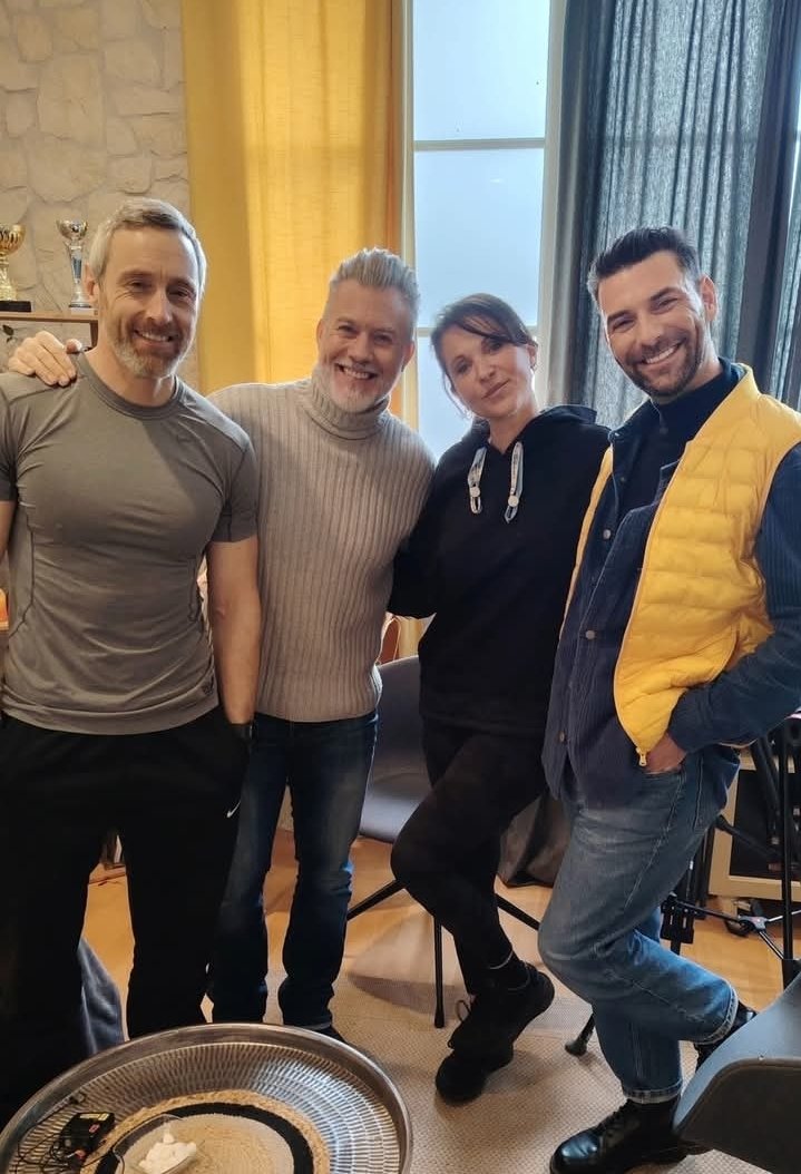 Amis pour Toujours - Family tweet media