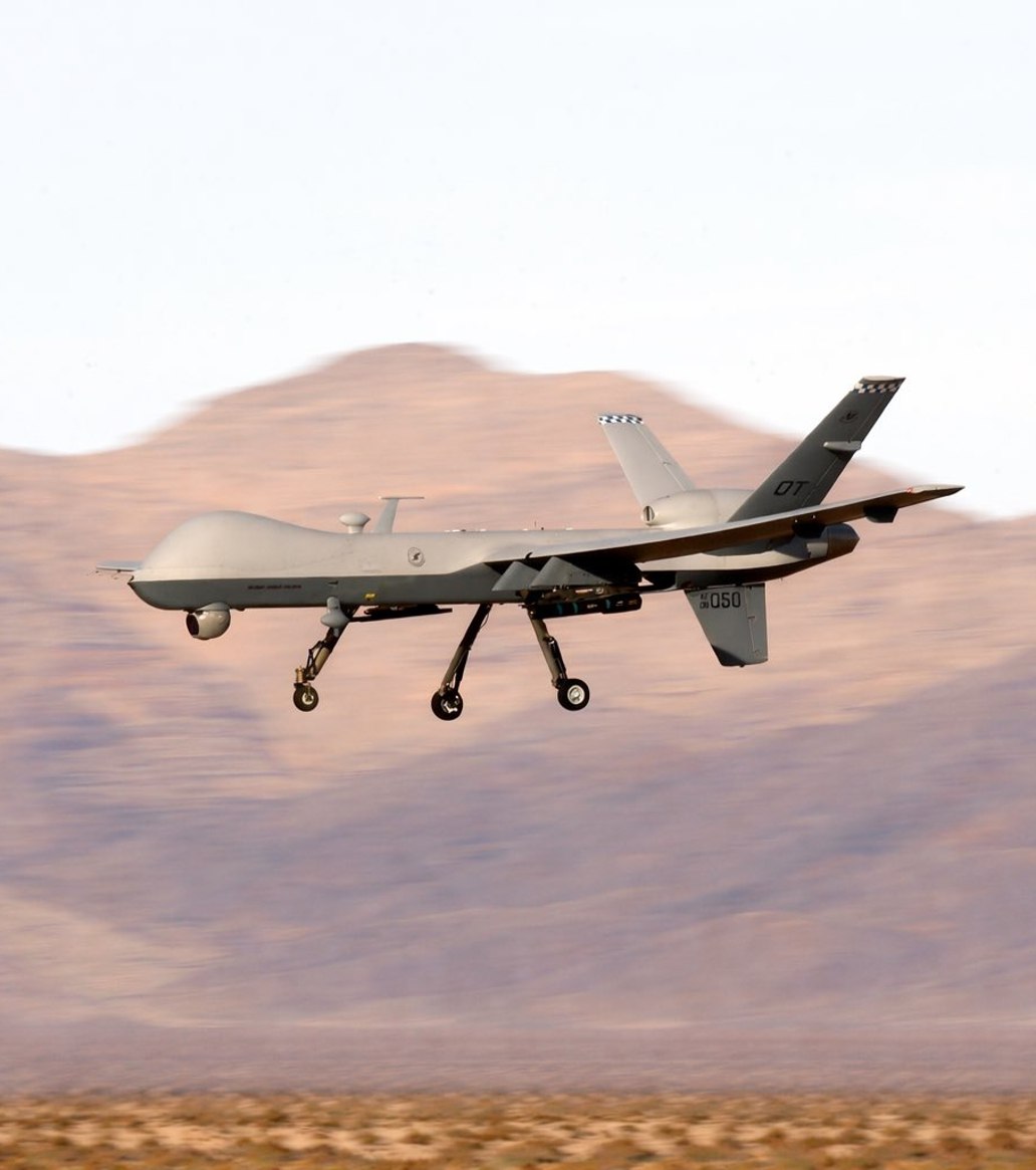____sjd____'s tweet photo. 📌HOT TOPIC⁚→

🇺🇸 Three US MQ-9 Reaper drones have been downed, CBS reports.

Source⁚→ BRICS News https://t.co/1SUrNzCpEz
