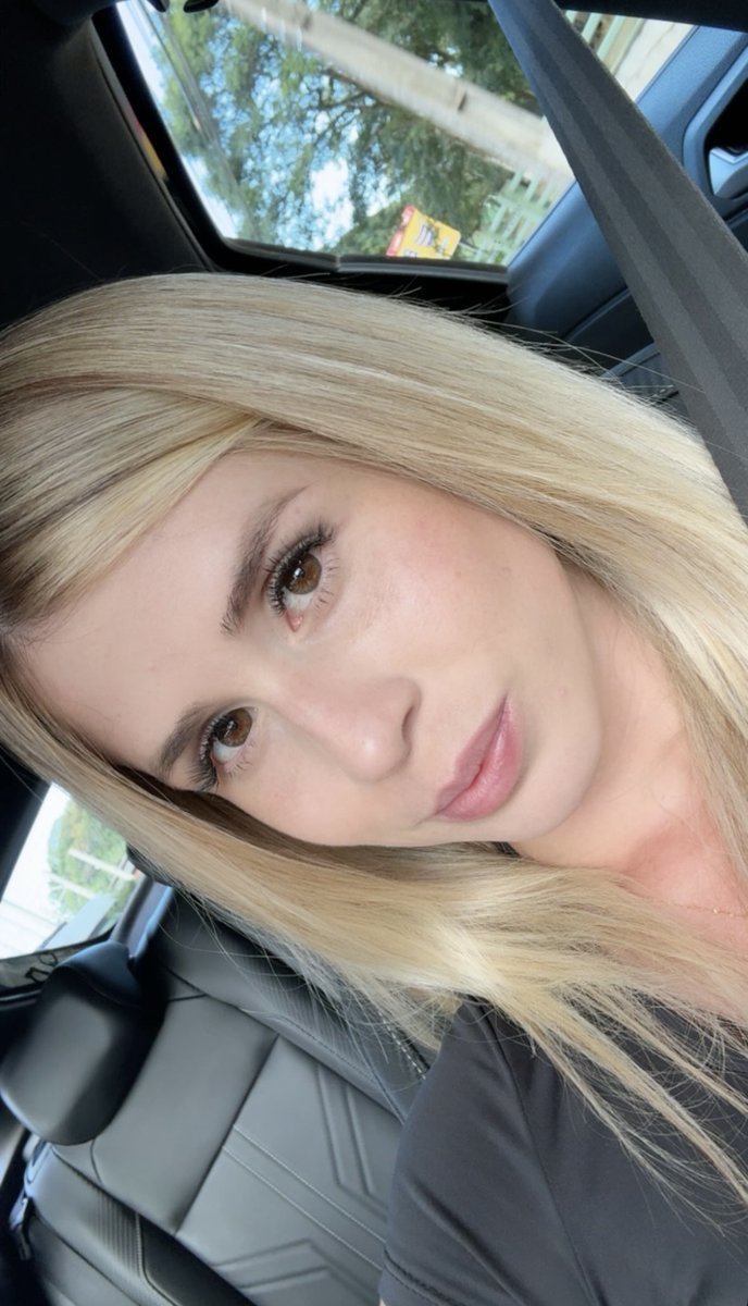 Aline Novak tweet media