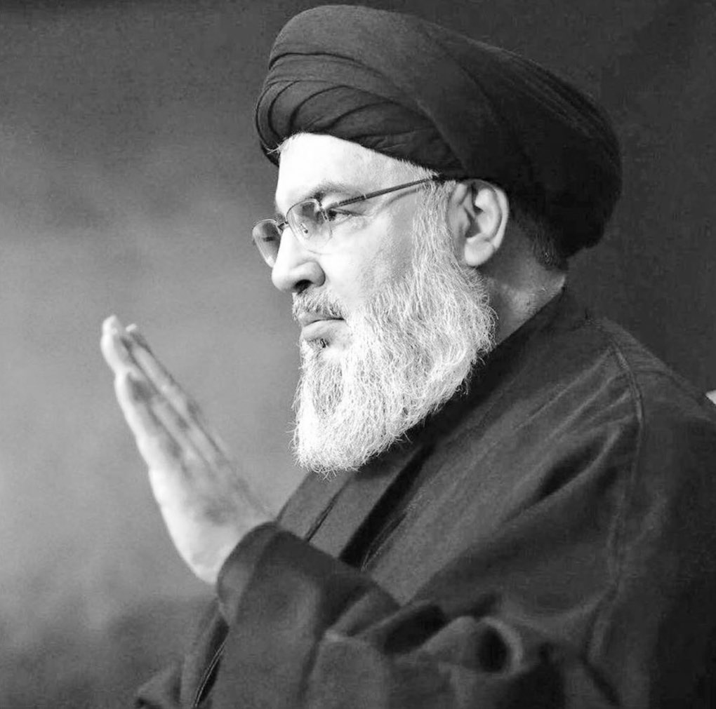 Syrian female fighter tweet media