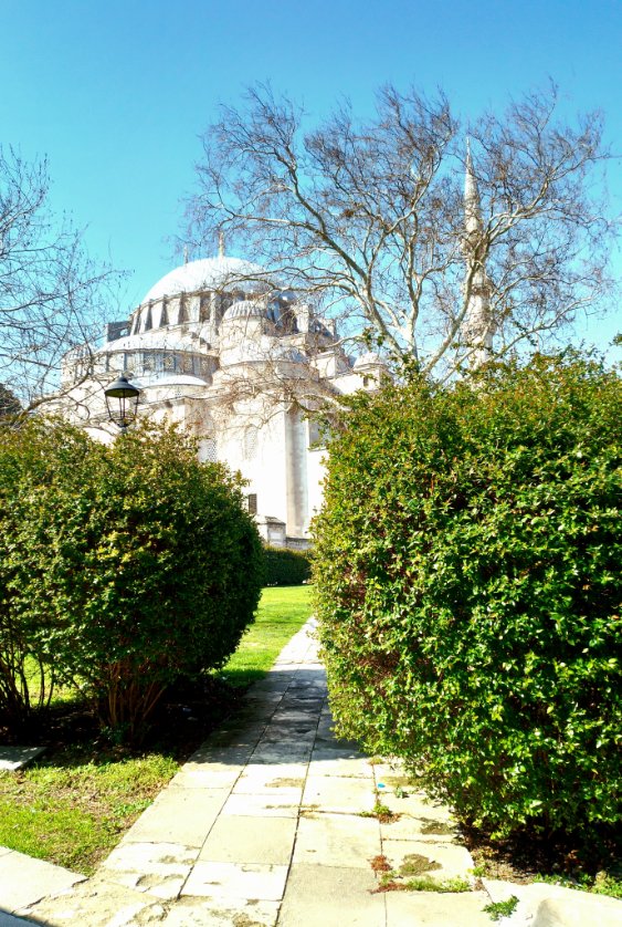 RAGIPBATUR's tweet photo. Süleymaniye https://t.co/KGq4XmzWAc