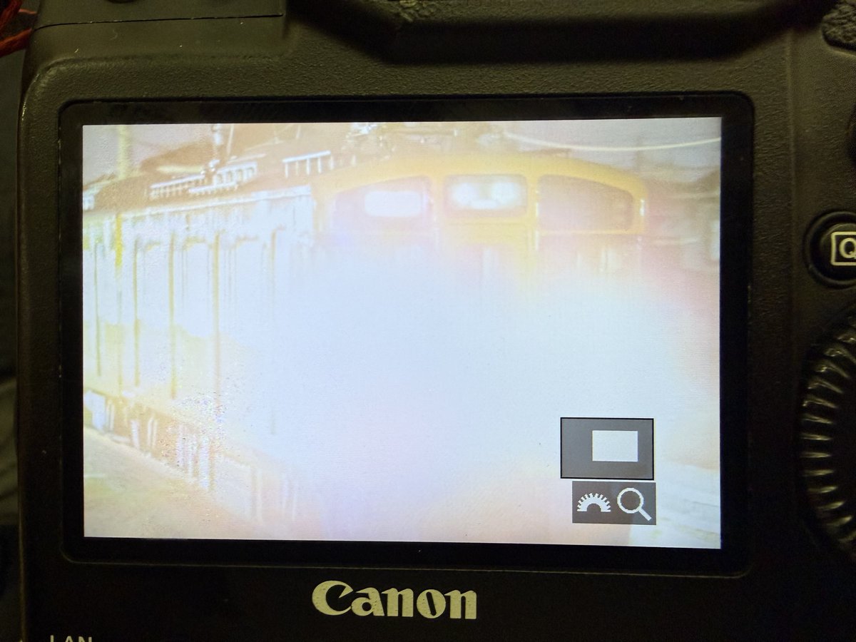松戸の231は全然余裕なのになんで所沢の電車は毎回こうなるんでしょうか🤔