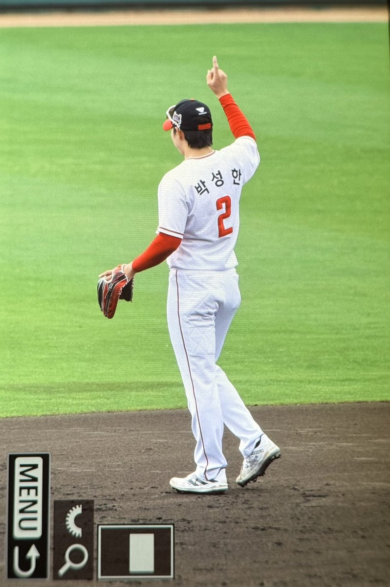 ᴡɪꜱʜ tweet media