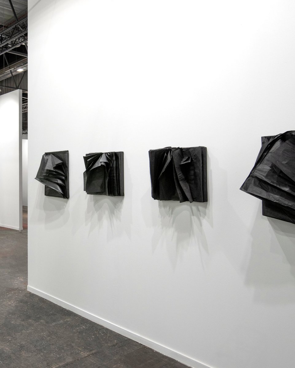 STUDIO JOËL ANDRIANOMEARISOA tweet media