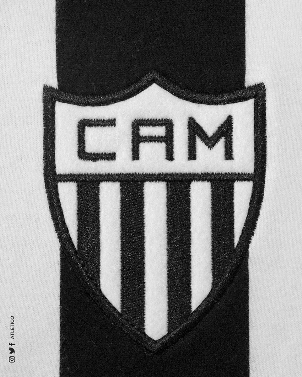Gabridefato's tweet photo. Esse é o escudo mais lindo da historia do Galo. 

Simples, moderno, estético, unico, perfeito. https://t.co/j7kV4GxwfH