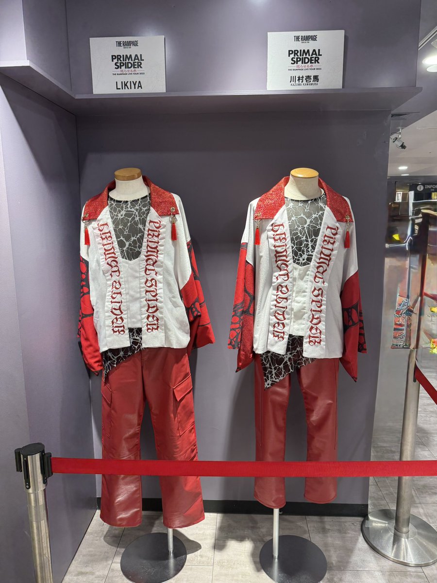 タワレコに行って壱馬君の衣装みてきた✨ #THERAMPAGE #川村壱馬 #LIKIYA