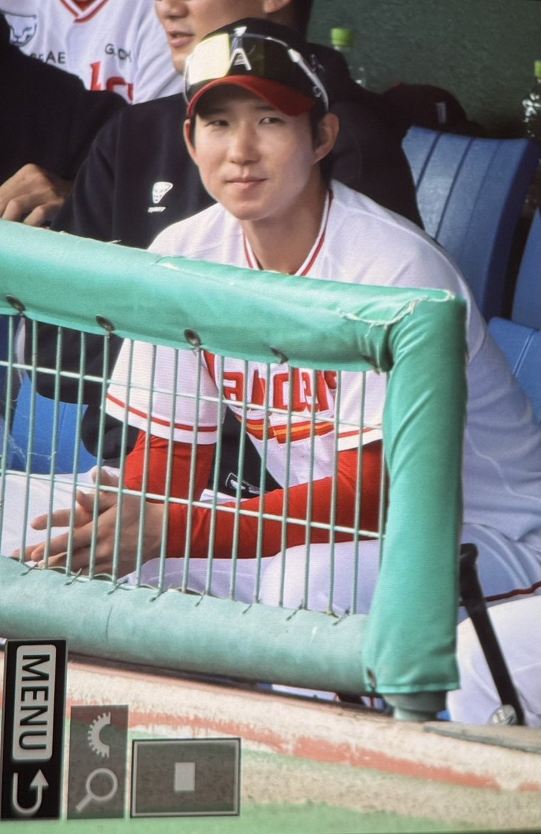 ᴡɪꜱʜ tweet media