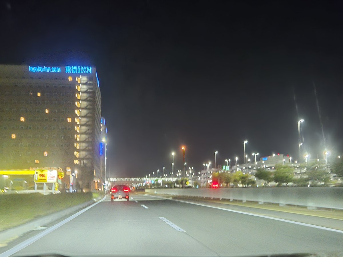 一年ぶりの…見慣れた青い光…
明日はよろしくお願いします✈️