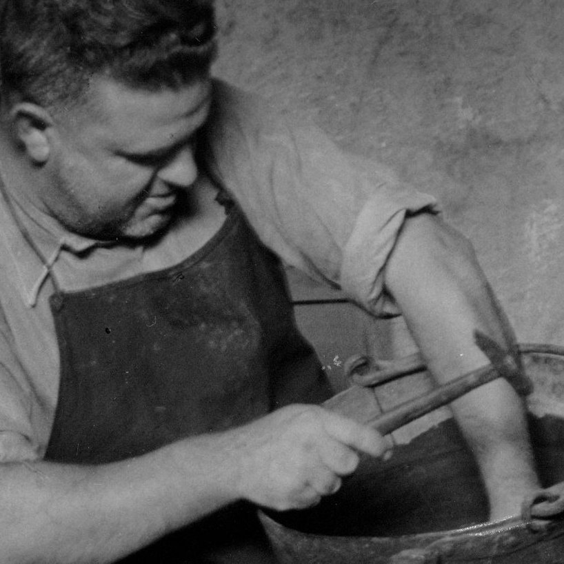 Ramon Violant i Simorra - Arxiu i documentació tweet media