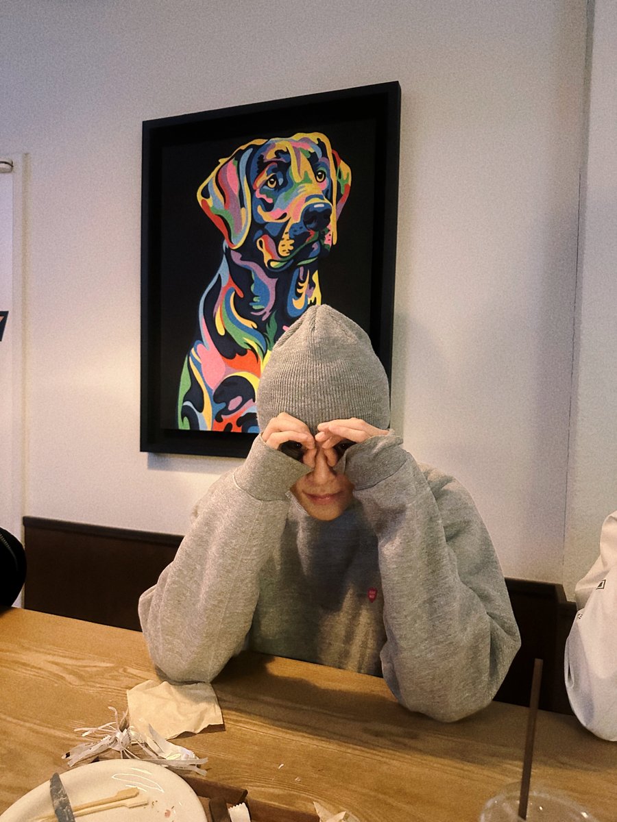 BAE173_member's tweet photo. [#유준]

🪑

#BAE173 #비에이이173
#YOOJUN https://t.co/pC9cASxKe9
