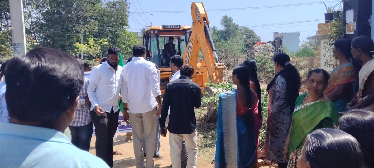 MC_Bodhan's tweet photo. Praja Palana - Pragathi Pranalika  
Launch of  99 days Action plan program conducted launching program and pledge,  Attended Municipal Chairperson Garu,  councillors and Municipal commissioner all staff of Bodhan Municipality
#TelanganaRising2047 https://t.co/2rCqQsHvhj