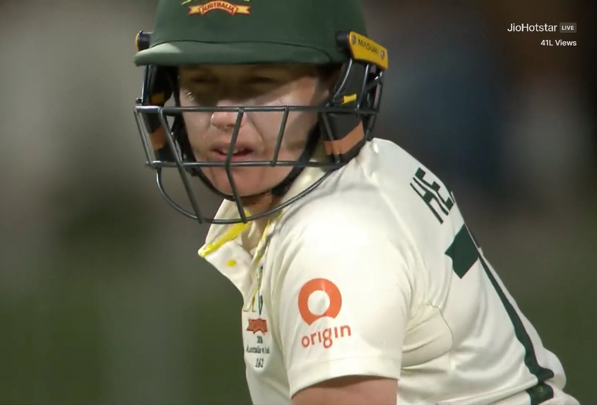 usermodeabc's tweet photo. probably the last time seeing perry and healy bat together 🤍 https://t.co/qeozGIaPeO