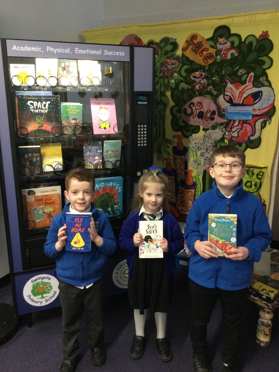 Reading at Swingate 📚 tweet media