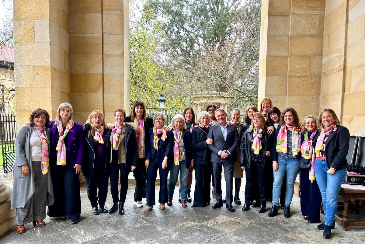 PSEBizkaia's tweet photo. Las representantes de @PSEBizkaia en la X Asamblea de Mujeres Electas de #bizkaia
#ahoramásfeminismoquenunca
#8M
#LaPolíticaÚtil @socialistavasco #politikaerabilgarria https://t.co/vqQ0ZjnJnd