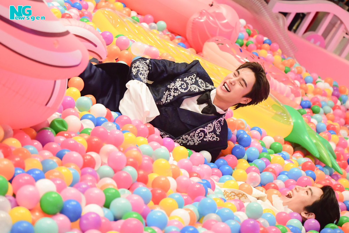 น่ารักมากอะ รอยยิ้มน้องสดใสจนเราต้องยิ้มตามเลย นี่น้องไนน์อัสสัมรึป่าวเนี่ย 🫳🏻👼🏻

GEMINI AT SUMMER THE MALL BANGKAPI
#THEMALLSUMMER2026xGEMINI
#Gemini_NT #เจมีไนน์