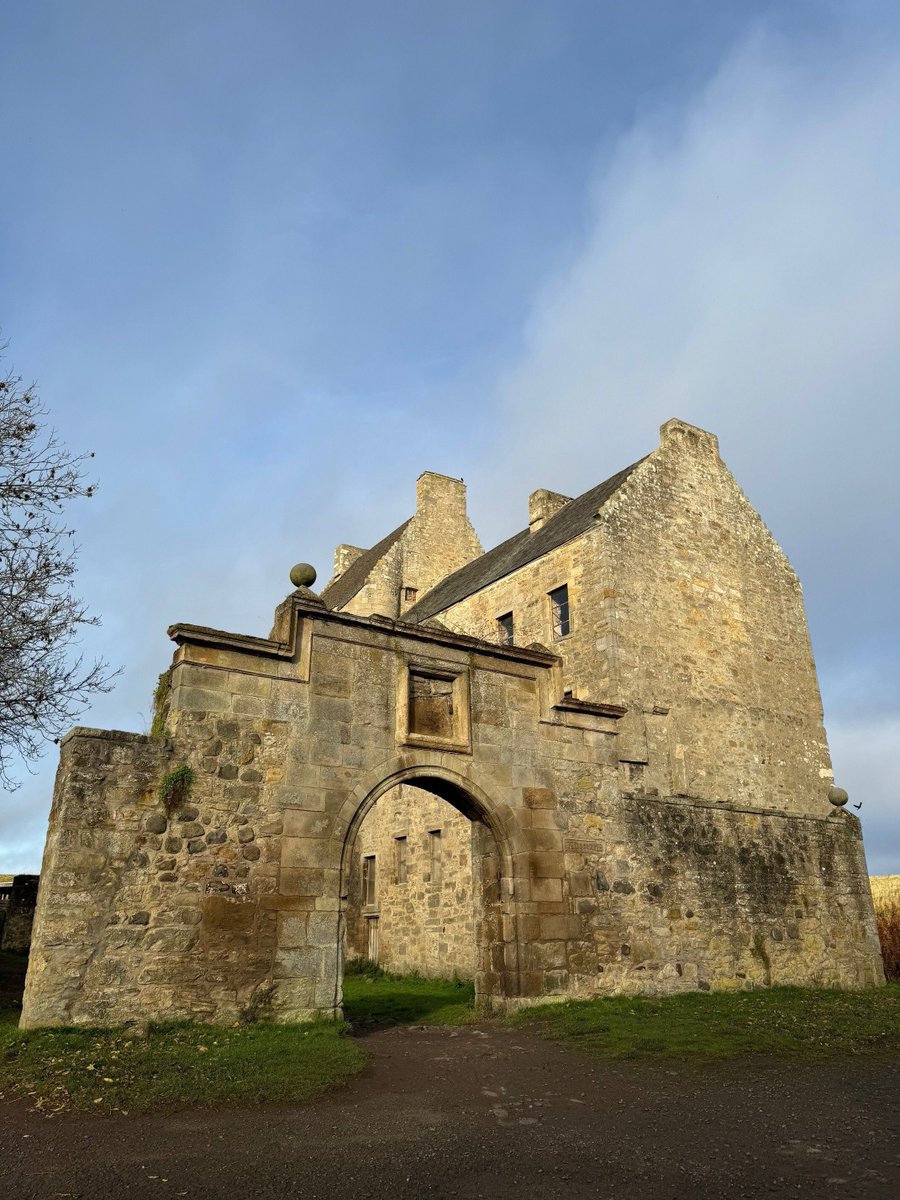 timberbushtours's tweet photo. It's nearly that time again 👀 

If you need some Outlander content in the the last few hours before the premiere, our Outlander blog is a great place to get your final fix. Just click the link in our bio to read more! https://t.co/bACa5O69cz