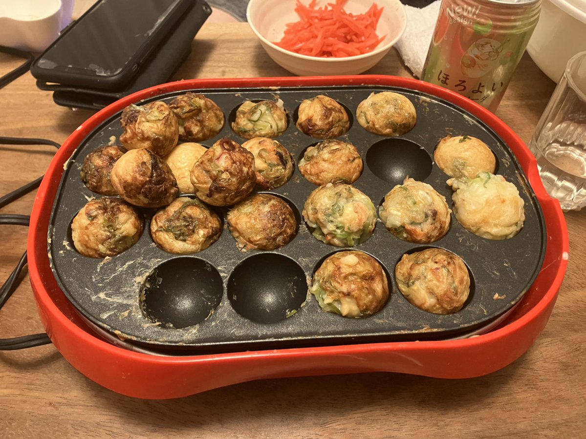 はせがわぞん。(原稿に追われる暴走族) tweet media