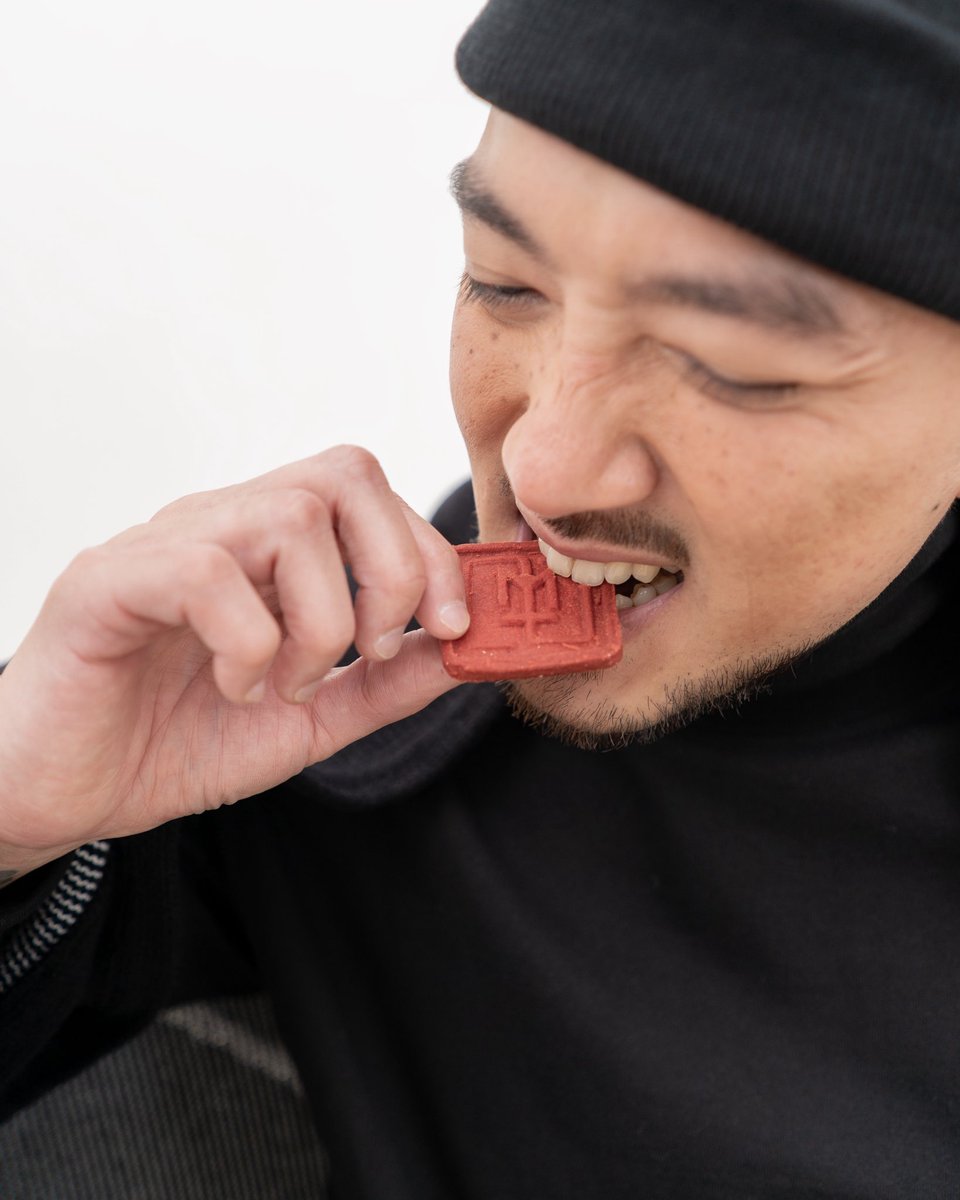 MATERNAL DISASTER tweet media