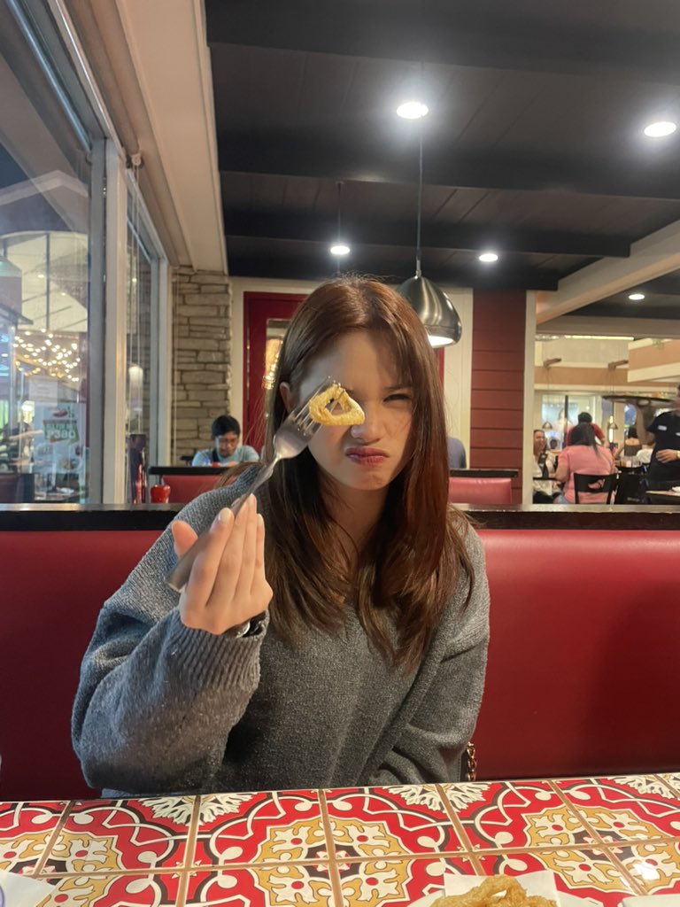 Ashley Sarmiento tweet media