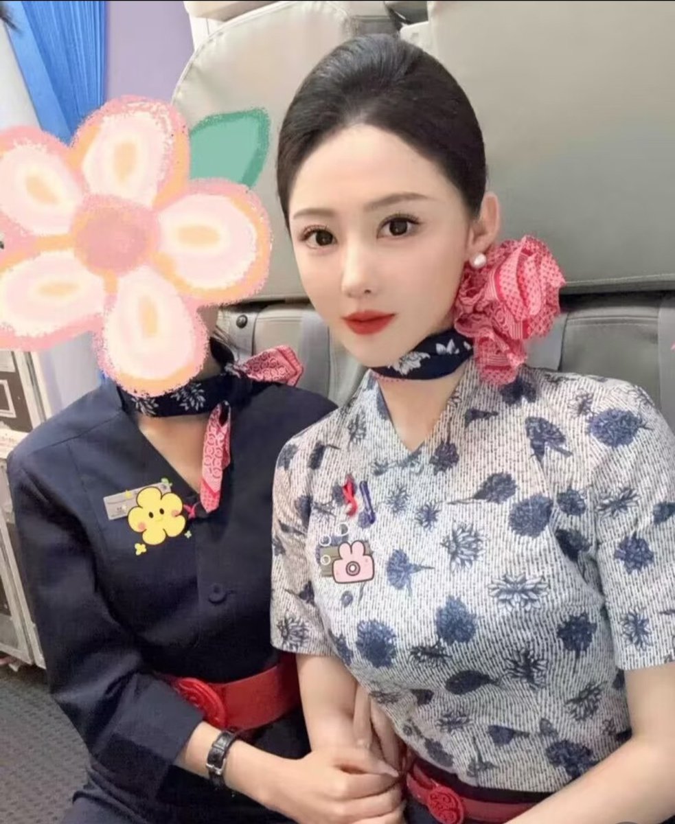 KjKc520's tweet photo. 东航美丽的空姐
高挑漂亮御姐
喜欢嘛
空姐  空姐资源 https://t.co/znqg7Cwapx