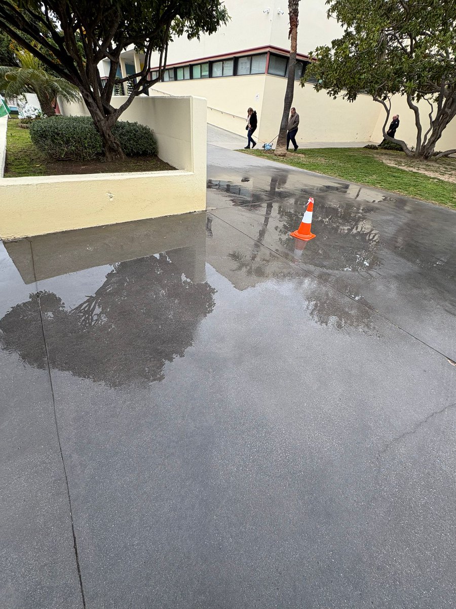 Servicios Públicos de Torremolinos tweet media