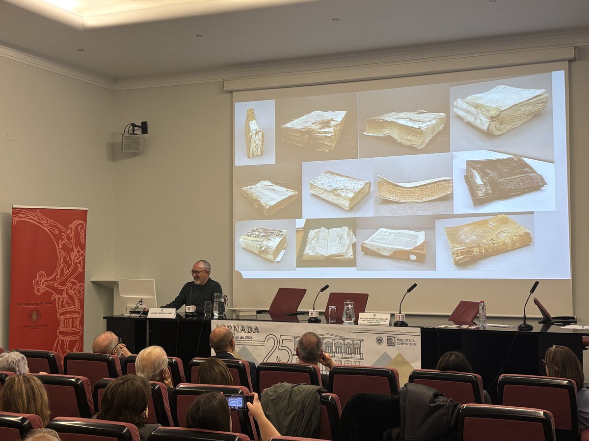 Biblioteca Complutense tweet media