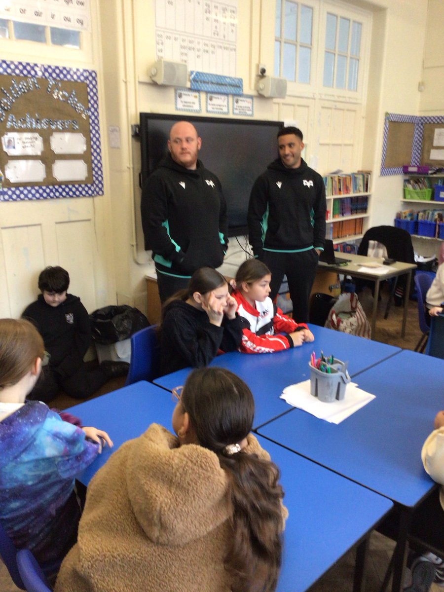 Sandfields Primary School tweet media