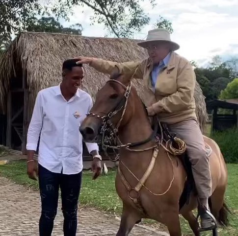 Juan el Mestizo tweet media