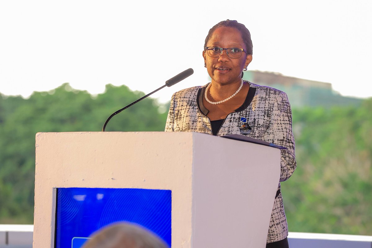 dfcugroup's tweet photo. Earlier this week we hosted Dutch and Ugandan business leaders at our Head Office to spotlight partnerships for driving agribusiness growth.

Kate Kiiza, Executive Director at dfcu Bank highlighted the Netherlands’ leadership in agri innovation.

#GoingFurtherTogether #Nutip https://t.co/IqifUoeQ0B