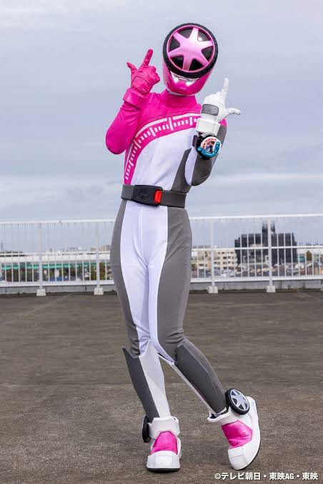 shoot_drive's tweet photo. ブンピンクの最大の功績

彼女が居てくれたおかげで、スーパー戦隊シリーズ最後のピンクが雉野にならずに済んだこと https://t.co/u4kYhNxiqc