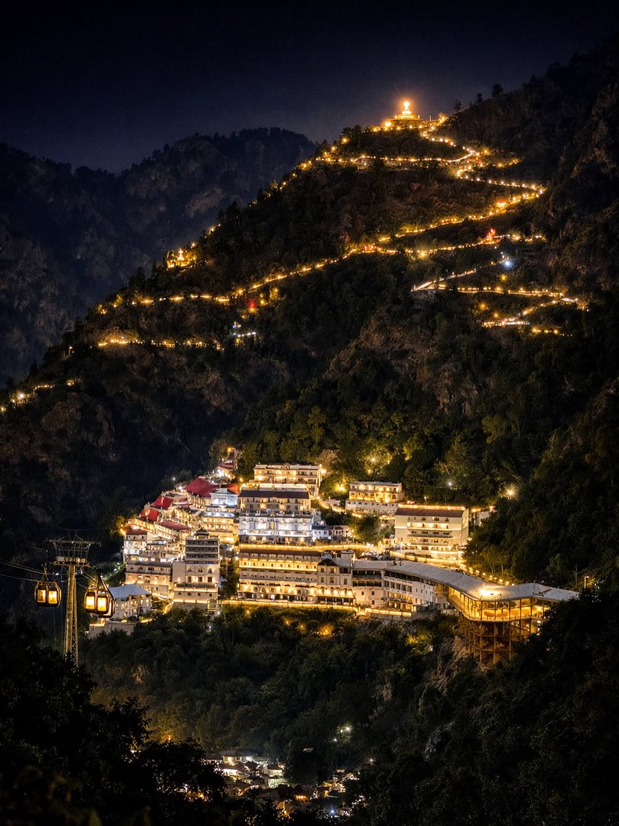 Mesmerizing Night views of Maa Vaishno Devi🔥