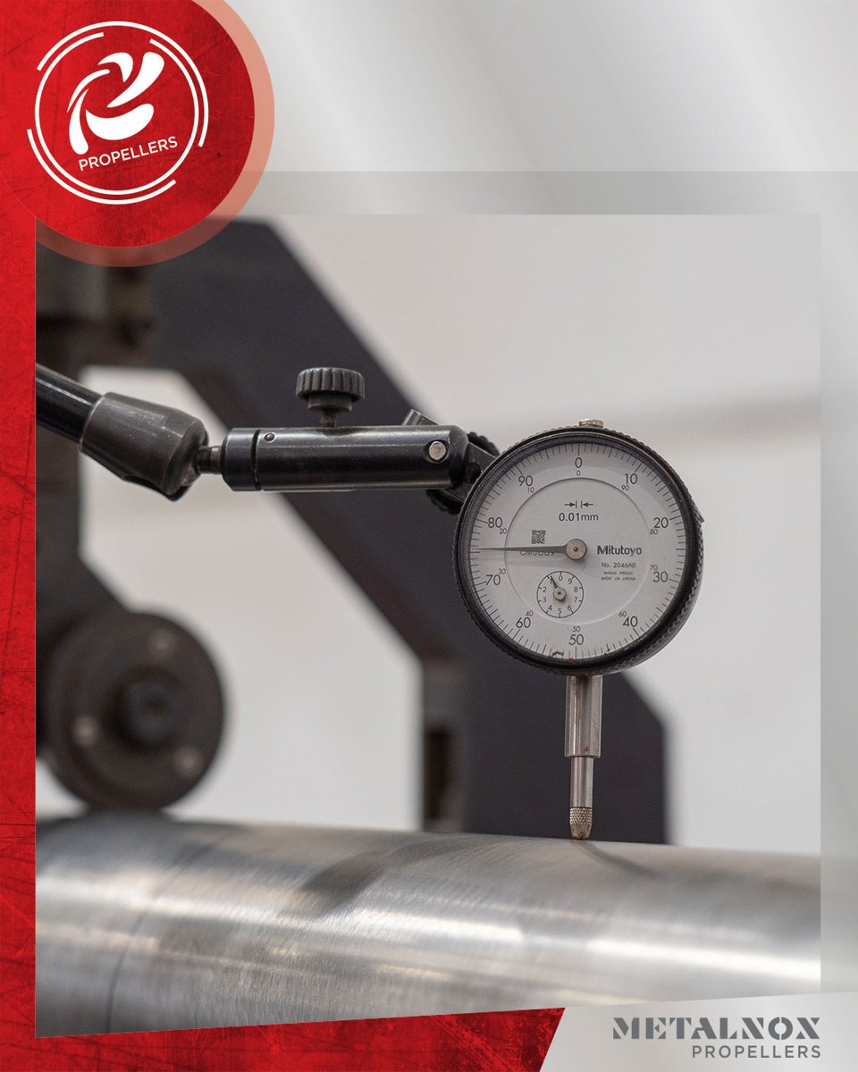 The difference between silent navigation and constant vibration can come down to almost imperceptible millimetric misalignments. At Metalnox, we don’t leave that margin to chance. We verify every shaft using high-precision instrumentation to ensure perfect flatness, exact fitting