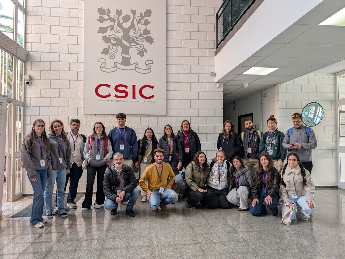 ipnacsic's tweet photo. 🧪 Un grupo de estudiantes de la fase autonómica de la 39ª Olimpiada de Química, celebrada en la @ULL, visitó este 5 de marzo las instalaciones del #IPNA-CSIC

Una iniciativa que conecta la enseñanza secundaria con la investigación científica y fomenta vocaciones en química https://t.co/Lald6SSTUE