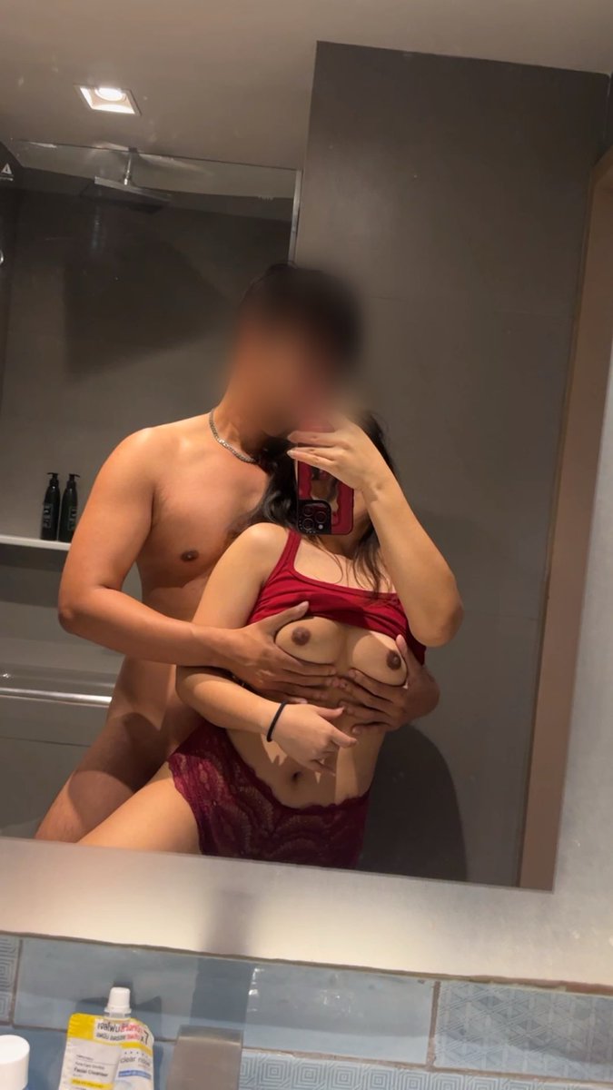 Yumi Playwithher1995 tweet media