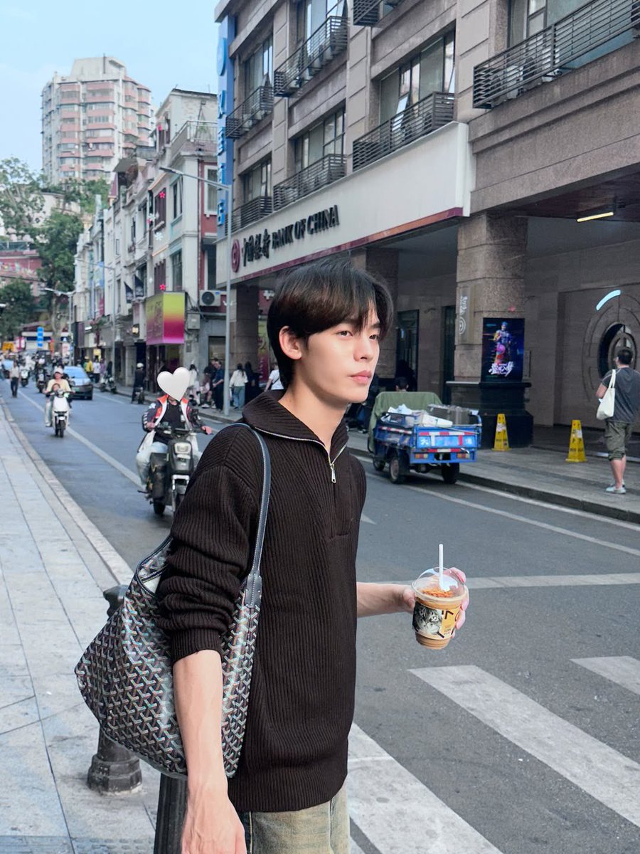 𝖯𝗈𝗋. tweet media