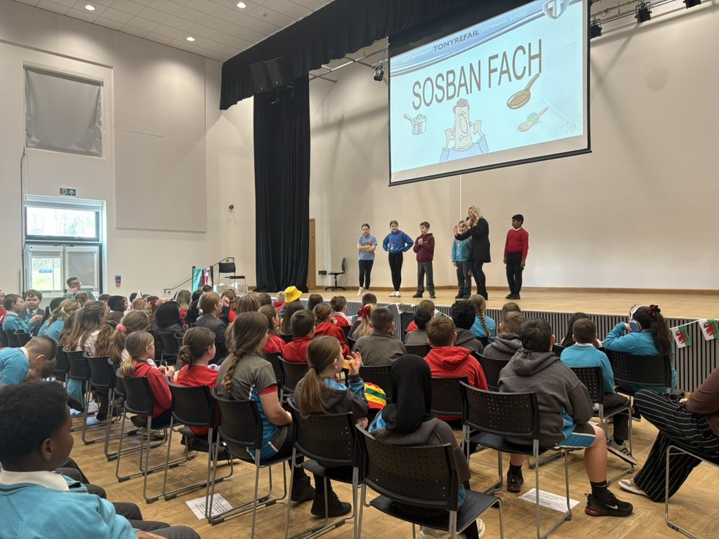 Criw Cymraeg TCS tweet media