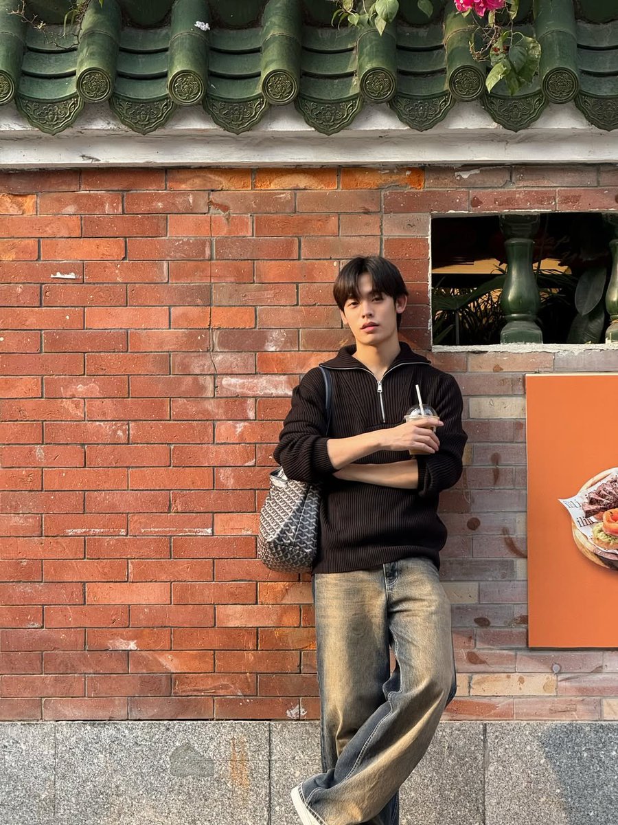 𝖯𝗈𝗋. tweet media