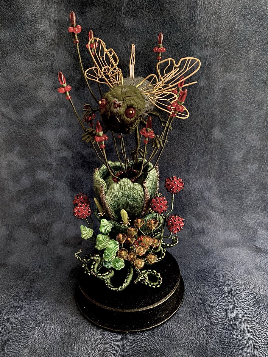 PieniSieni(ピエニシエニ) オフフープ立体刺繍作家 tweet media