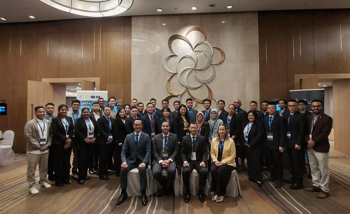 Hong Kong Police Force tweet media