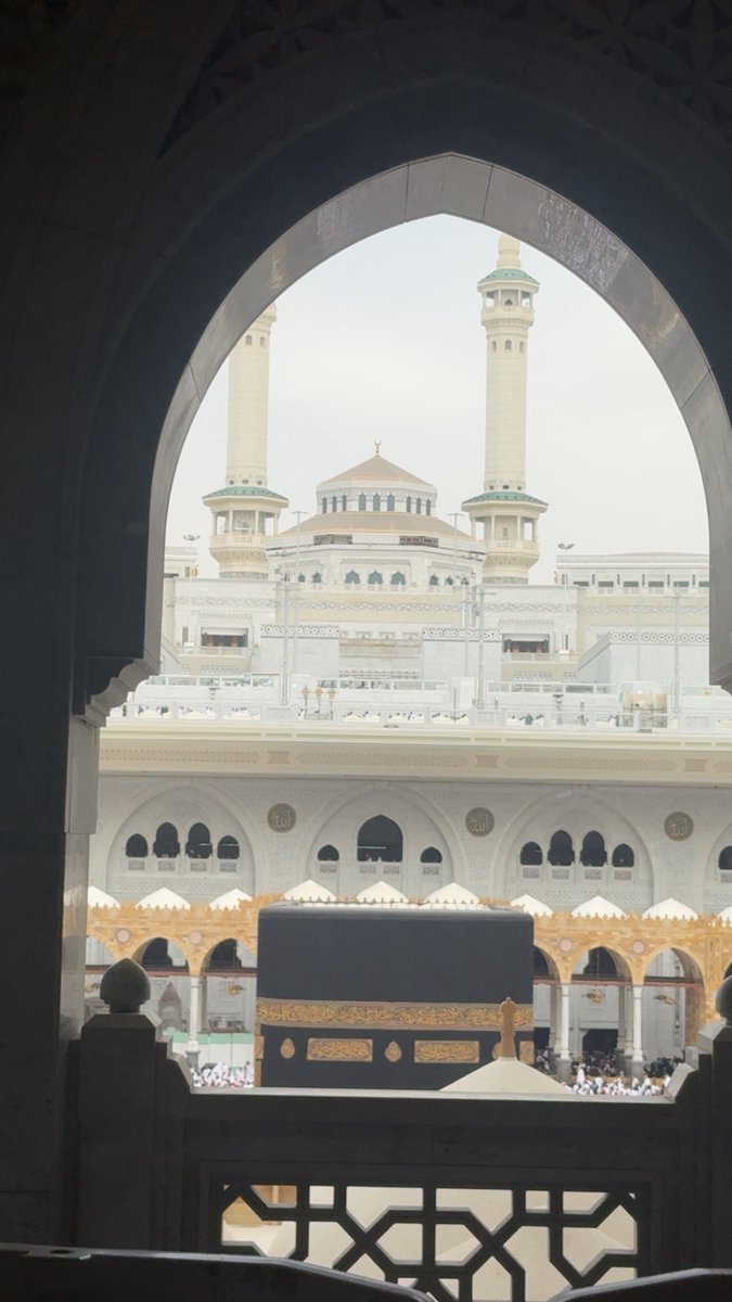 ab__901's tweet photo. يا حي يا قيوم برحمتك أستغيث، أصلح لي شأني كله ولا تكلني إلى نفسي طرفة عين https://t.co/0WBkTAlkBR
