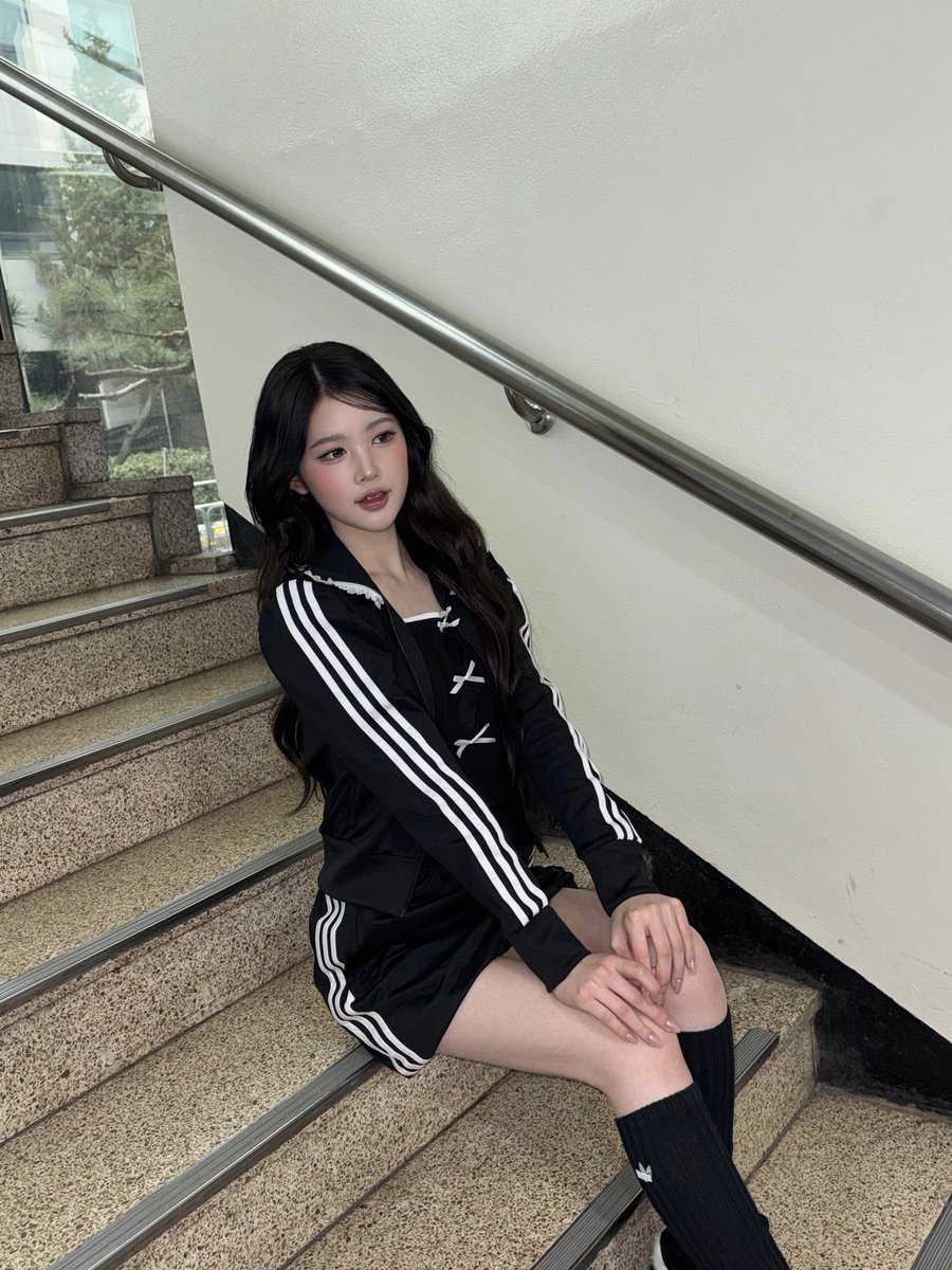 HEARTS2HEARTS BASE tweet media