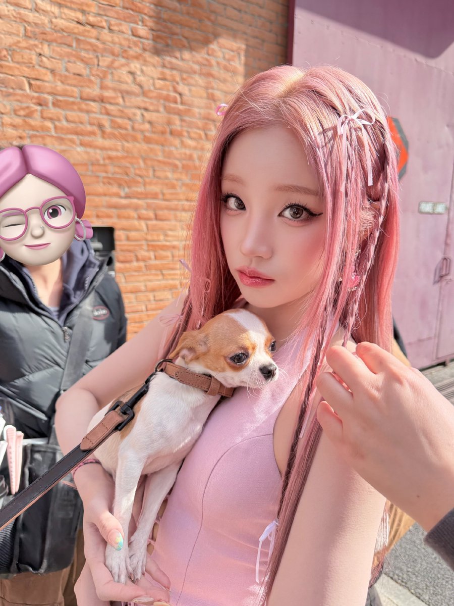 러뷰우 tweet media