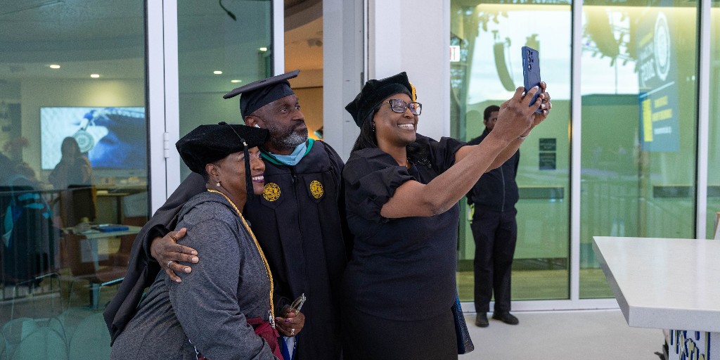 President Dr. Tonjua Williams tweet media