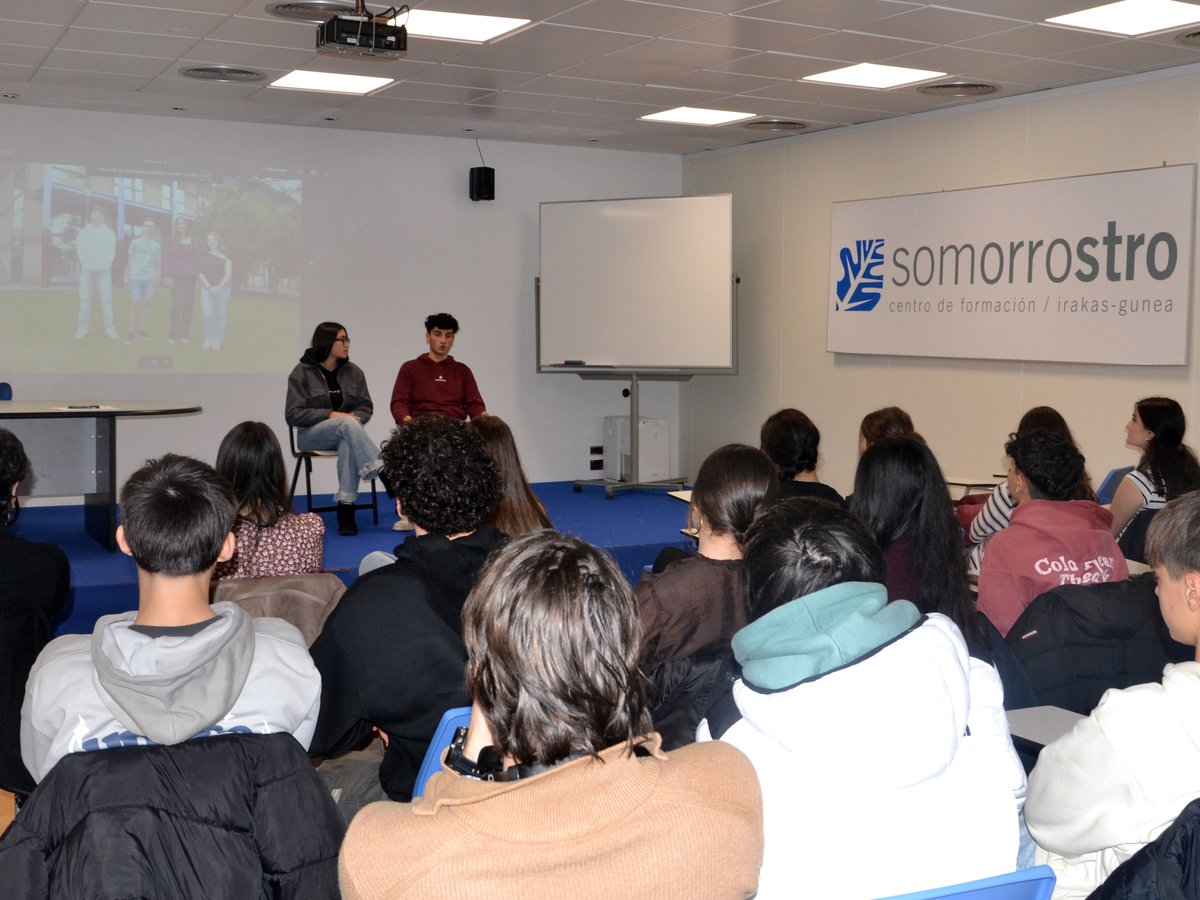 CFSomorrostro tweet media