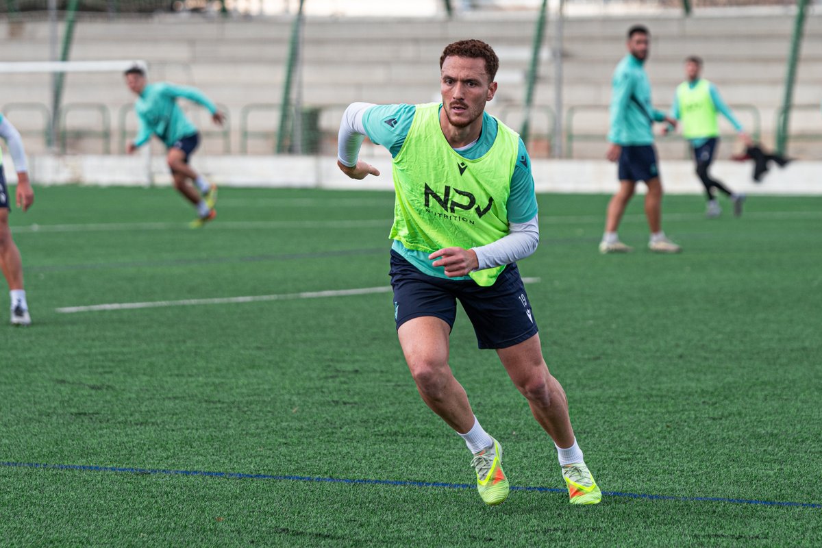 RealJaenCF's tweet image. Preparando el derbi a cada detalle 💪⚽

#entrenamiento #RealJaén2526