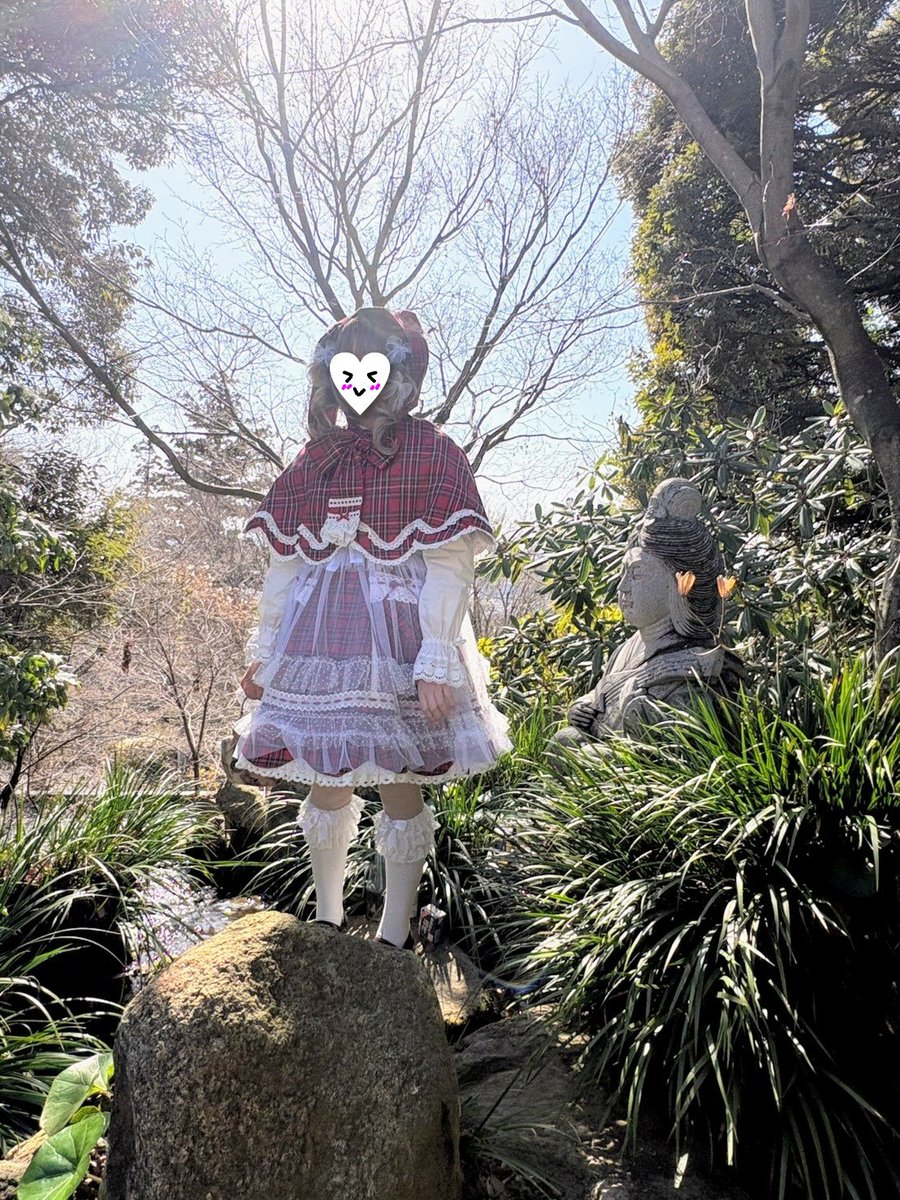 an_apostate's tweet photo. 2026 SPRING 01❤️
リボンクリップ #小能熊lolita
ケープ #MissPoint
裾スカラップタータンチェックJSK&amp;ブラウス #BABYTHESTARSSHINEBRIGHT
エプロン #しまむら × #星名桜子 さん
靴 しまむら× #NINAS × #青木美沙子 さん
バッグ しまむら× #くる実 さん
ウィッグ #Brightlele
https://t.co/H52tnSlzk2 https://t.co/AKKVOsCvuA