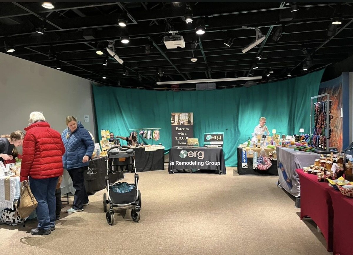 State Representative Maura Hirschauer tweet media