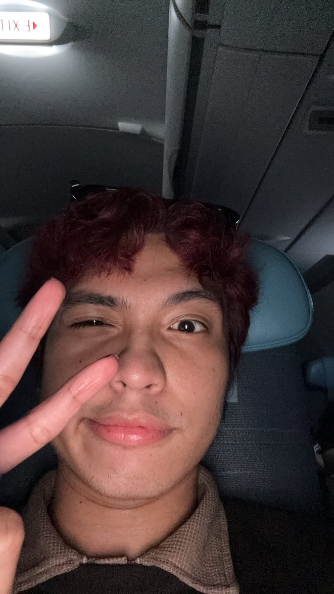 <a href="/latifahclaire/">łatifah 𐙚</a> ok na muna yan be edit ko na lang uli later nagpapanic na ako lilipad na yung plane e baahha 😙