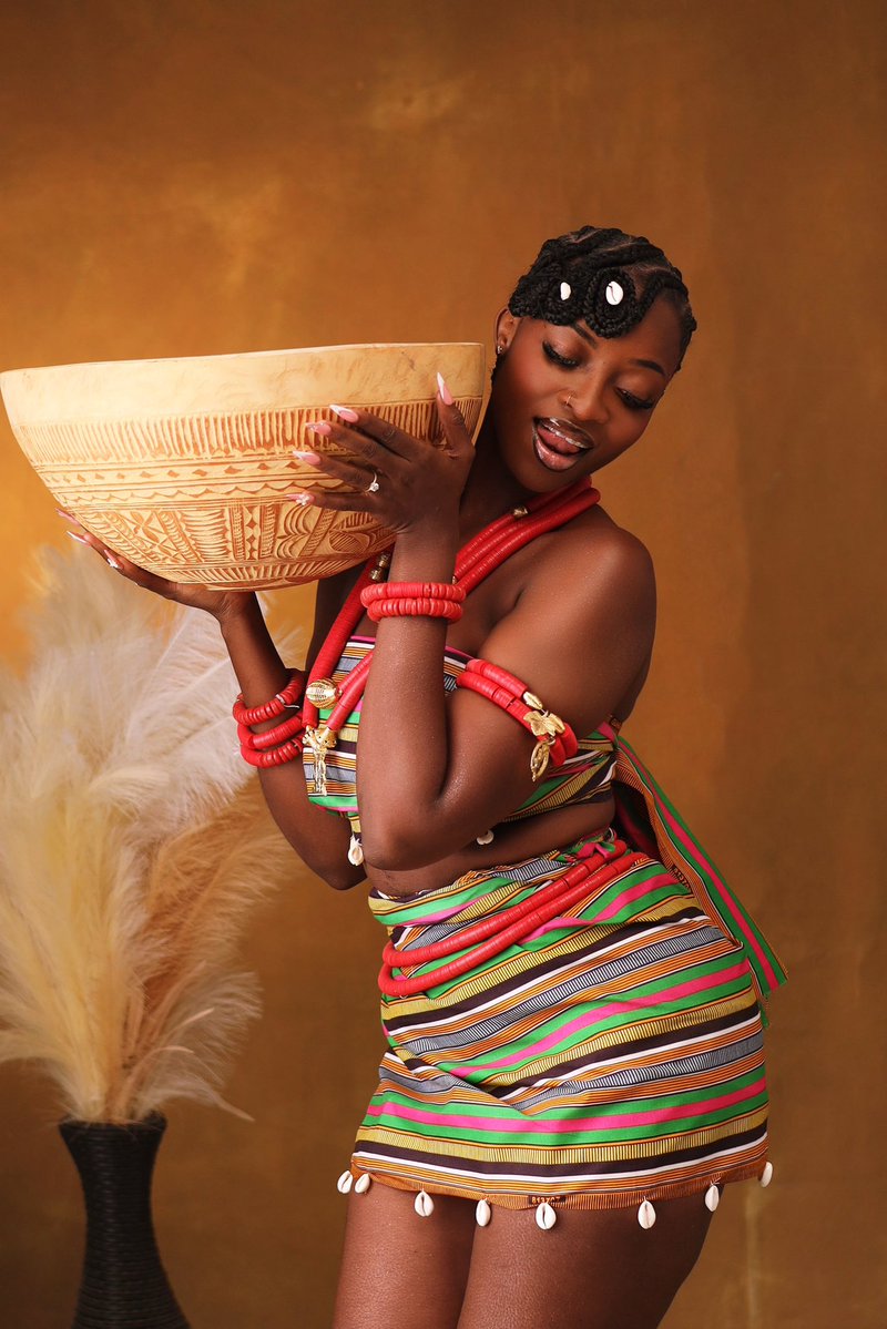 Adjoa Tee🌸 tweet media