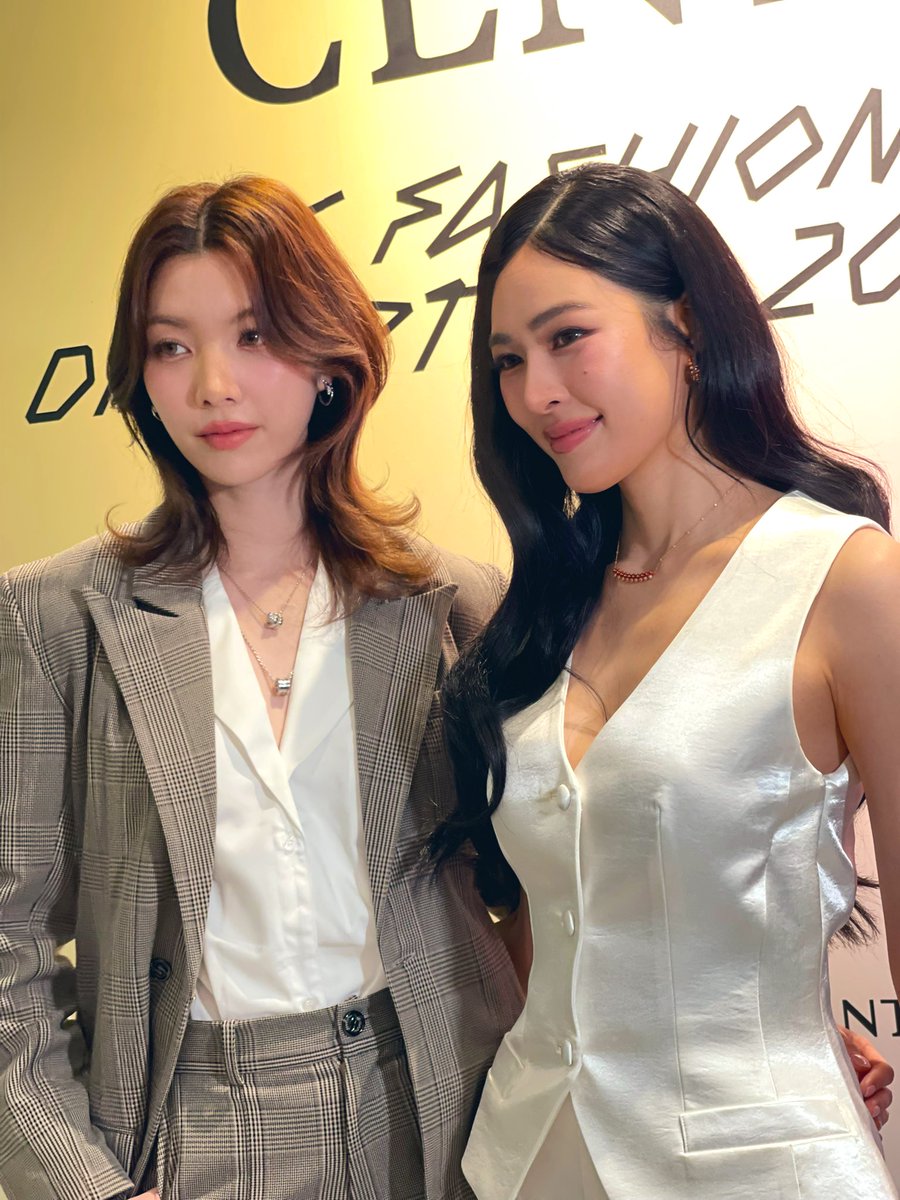 น้องคนเท่กับพิคนสวย 😁

#HERALoverWithLinglingKwong
#OrmKornxCentralChidlom
#CentralTheFashionDis...